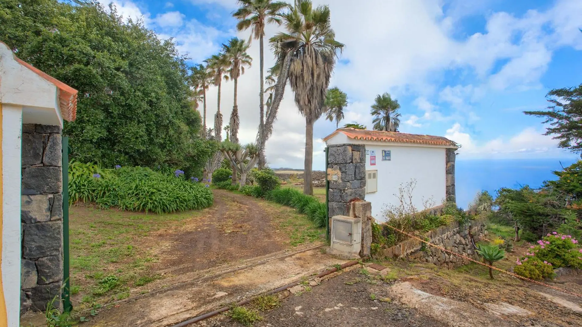 Holiday home Los Dragos Y Volcan Tacoronte